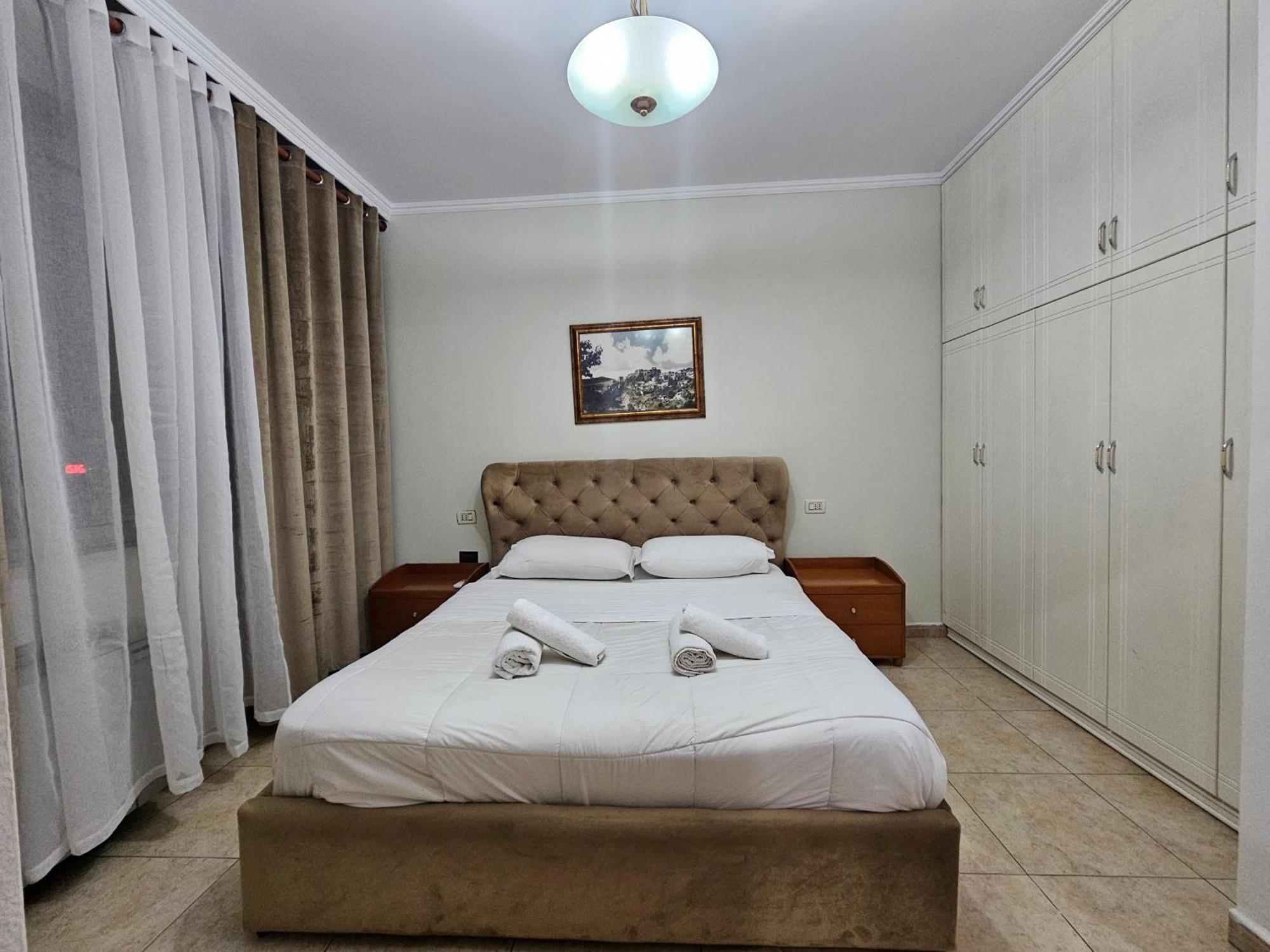Skanderbeg Square Explorer Apartments Tirana Exterior foto